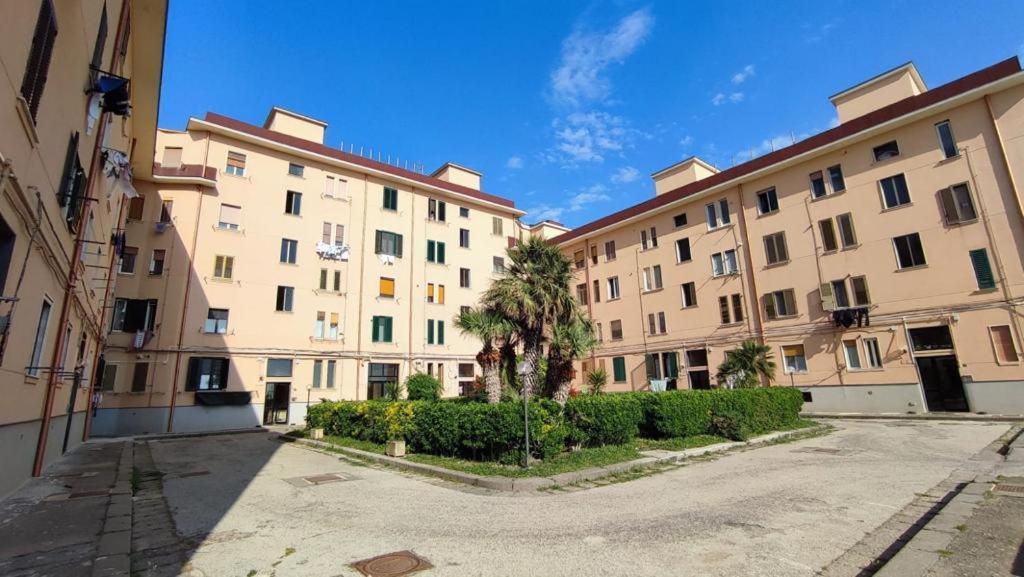 L'Aurora Guest House Кастелламмаре-ди-Стабия Экстерьер фото